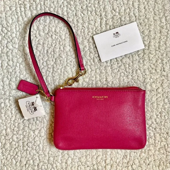 NWT COACH 49377 SAFFIANO LEATHER PINK WRISTLET - Picture 8 of 13